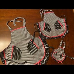 3 piece Dollie & Me aprons for adult, child/toddler and doll.